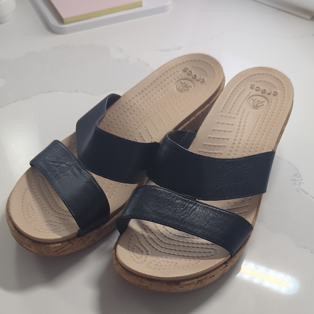 CROCS Black and Tan Sandals Comfort Casual